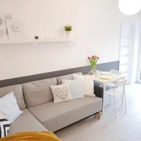 Viviappartments, Warsaw, Targowek Apartamento